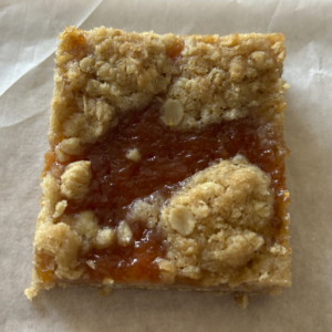 Vanilla Peach Oatmeal Bars